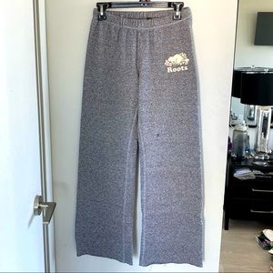 Grey roots sweatpants